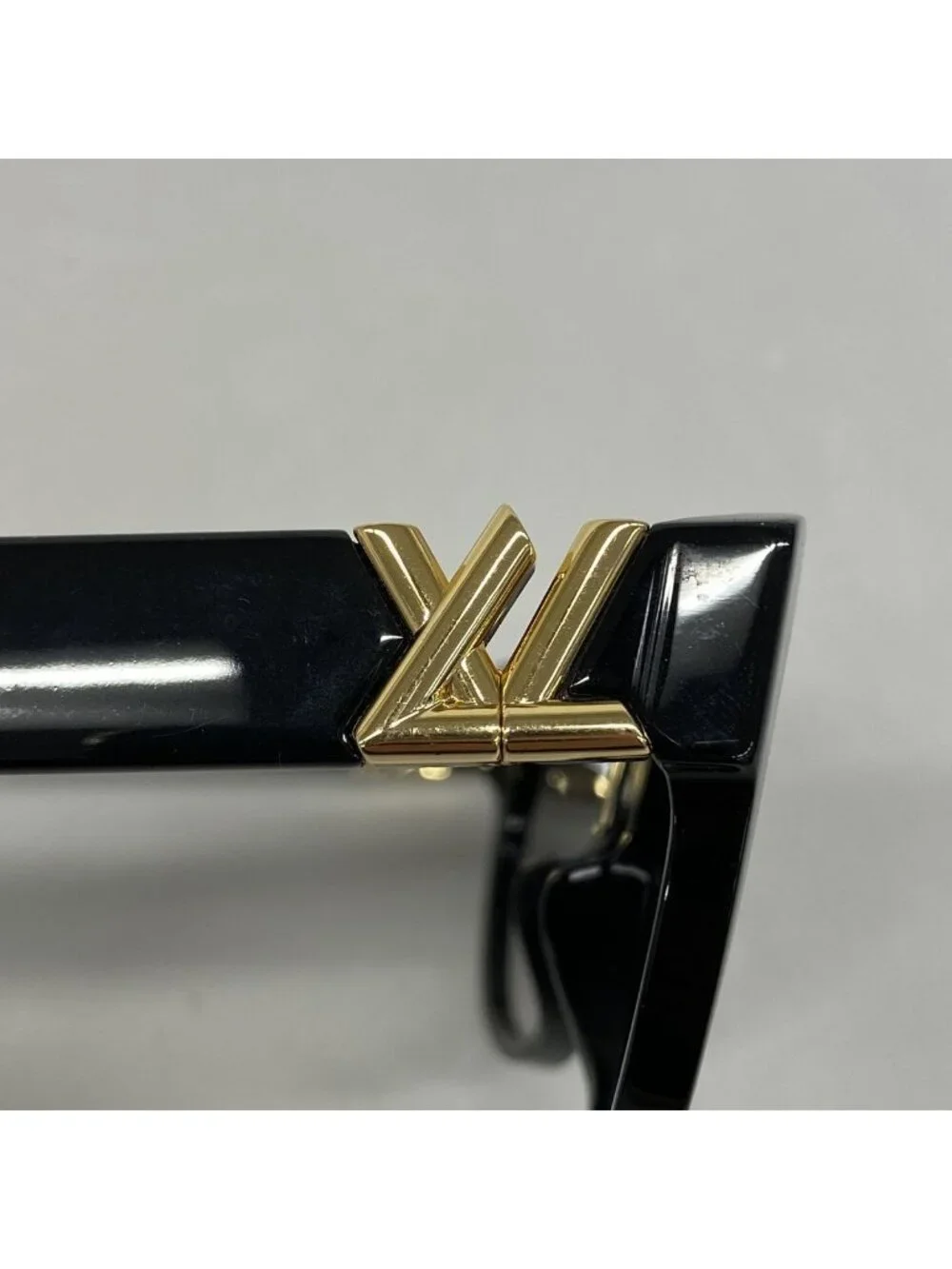Louis Vuitton Sunglasses LV Black Eyewear
